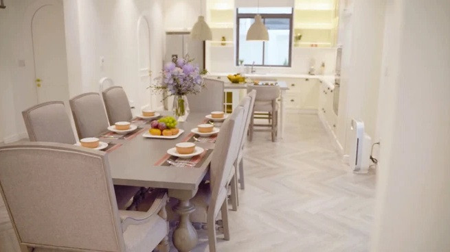 Hương Giang còn rất mạnh tay chi tiền nội thất, trang trí cho căn bếp của mình sao cho ưng ý nhất. Ảnh chụp màn hình