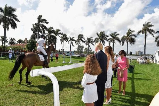 Dù là "sân chơi" của gia đình cựu Tổng thống Trump, nhưng Mar-a-Lago cũng mở cửa cho bất cứ ai mua thẻ thành viên câu lạc bộ. Ảnh: Palm Beach Resort.