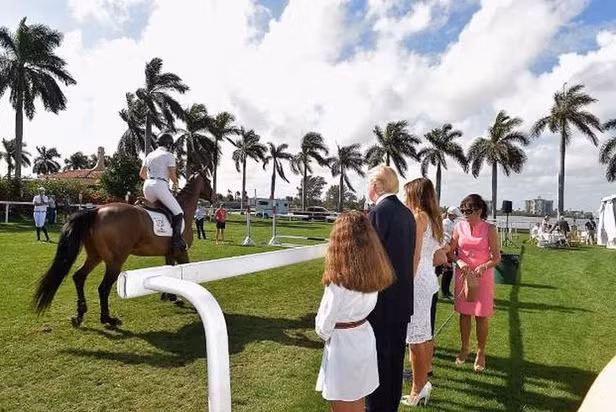 Dù là "sân chơi" của gia đình cựu Tổng thống Trump, nhưng Mar-a-Lago cũng mở cửa cho bất cứ ai mua thẻ thành viên câu lạc bộ. Ảnh: Palm Beach Resort.