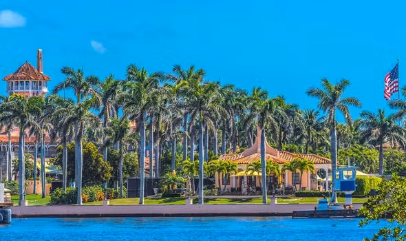Khu nghỉ dưỡng Mar-a-Lago của ông Donald Trump còn được biết đến với tên gọi “Nhà Trắng mùa đông”. Ảnh: Getty