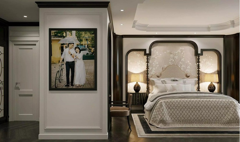 Phòng ngủ của hai vợ chồng diễn viên rộng rãi.