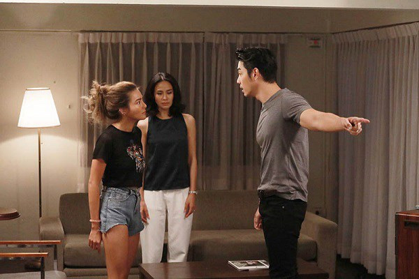 Khong ngo anh trai chong dep trai tai gioi lai dem long yeu co giup viec