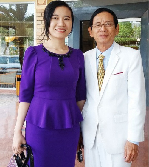 Ông cũng được biết đến là vị đại gia bỏ ra nhiều tiền làm từ thiện. Trong dịp sinh nhật thứ 76, đại gia Lê Ân quyết định nâng vốn cho Quỹ từ thiện Lê Ân từ 1.500 tỷ đến hơn 2.000 tỷ đồng. Ảnh: Nhịp sống Việt