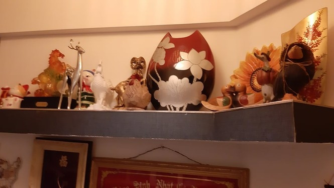 Nhiều vật lưu niệm nơi nhạc sĩ đã từng đi qua được lưu giữ cẩn thận. Ảnh: Tiền phong