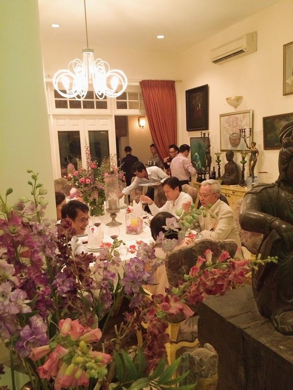 Các buổi tiệc gia đình thường được tổ chức trong không gian sang trọng. Ảnh: Yan