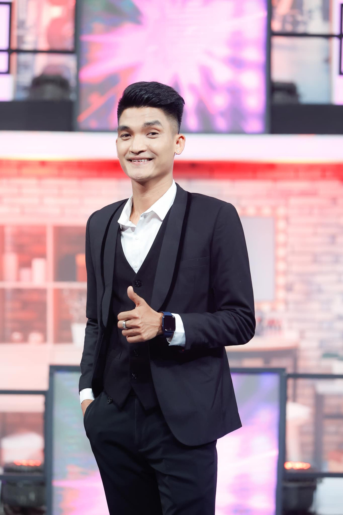 Sau hơn 5 năm lập nghiệp ở TP HCM, Mạc Văn Khoa đã "bỏ túi" nhiều vai diễn được đánh giá ấn tượng. Ảnh: FBNV