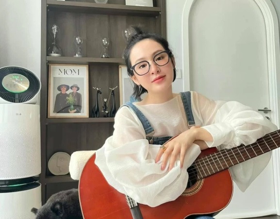 Giá trị của tổ ấm nhỏ này được netizen dự đoán cũng không hề nhỏ. Ảnh: FBNV