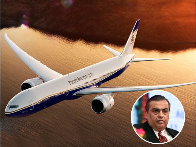 Tỷ phú Ấn Độ Mukesh Ambani chi 73 triệu USD để sở hữu một chiếc Boeing Business Jet. Bên trong máy bay có phòng ngủ, phòng ăn và phòng hội nghị. Ảnh: Mumbai Mirror