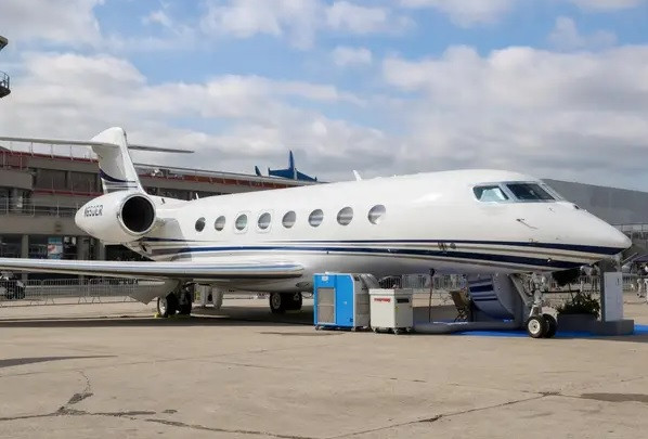 Vào thời điểm Jezz Bezos mua, giá trị của chiếc máy bay tư nhân này ước tính khoảng 75 triệu USD. Ảnh: BI