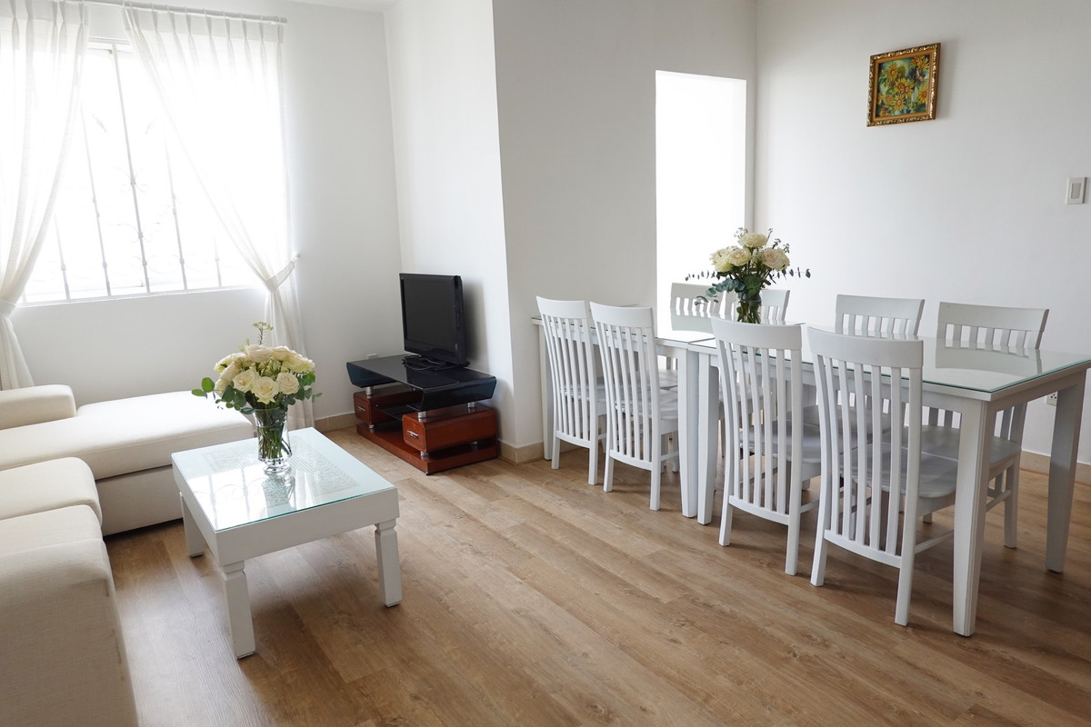 Trong toà nhà của Lý Nhã Kỳ có những căn phòng nhỏ rộng từ: 60m2 - 83m2.