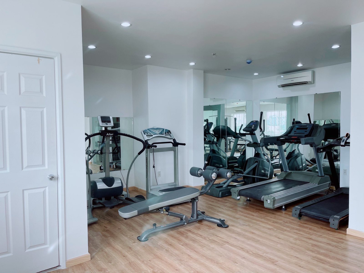 Phòng tập gym với đủ thiết bị hiện đại.