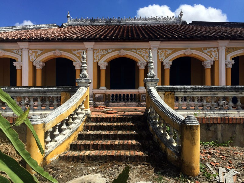 Cận cảnh 4 ngôi nhà cổ của gia tộc giàu nức tiếng miền Tây Can canh 4 ngoi nha co cua gia toc giau nuc tieng mien Tay