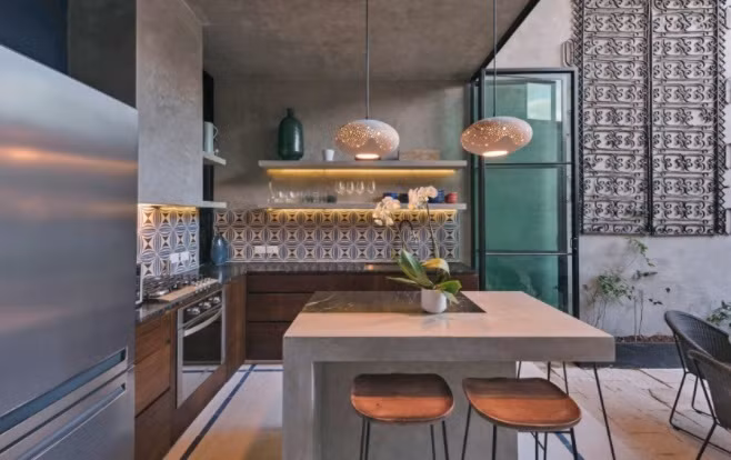 Ngoài ra, gia chủ có thể dẫn bạn bè lên sân thượng rộng rãi nói chuyện, tán gẫu cũng vô cùng thú vị….