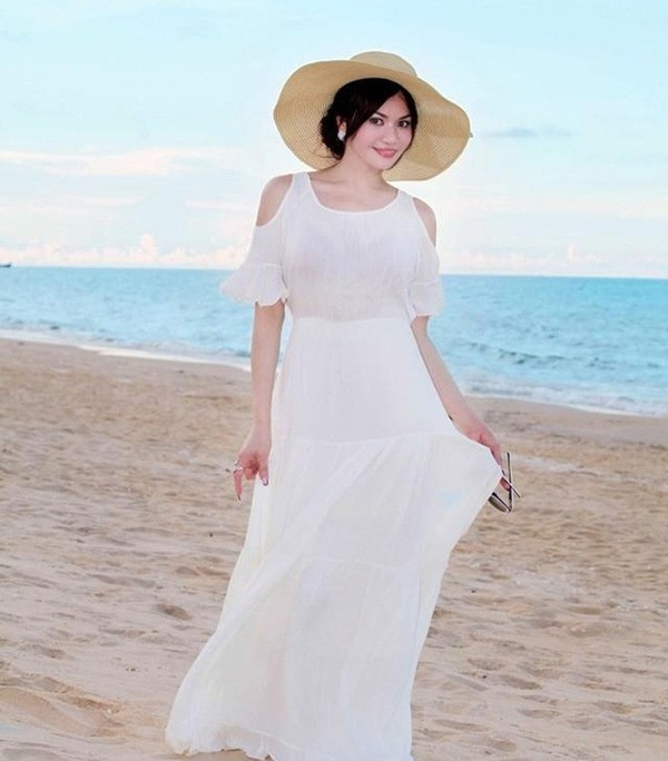 Tuy nhiên, để có số tài sản đồ sộ như hiện tại, bà Liễu cũng đã trải qua không ít sóng gió. Trước đây, gia đình bà rất nghèo. Thấu hiểu cái nghèo từ bé, bà luôn muốn vượt qua cái nghèo. Ảnh: FBNV