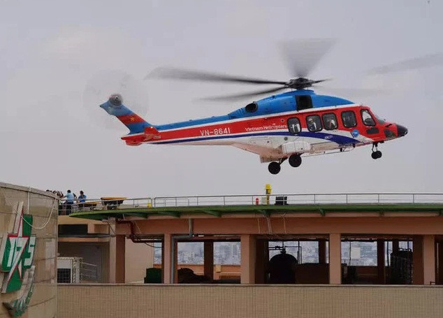 Theo đại diện công ty trực thăng miền Nam, hai loại trực thăng đưa vào khai thác du lịch tại TP HCM là AW-189 (sản xuất tại Italy, chở tối đa 16 khách) và EC-155B1 (Pháp, chở tối đa 12 khách). Ảnh: Người lao động