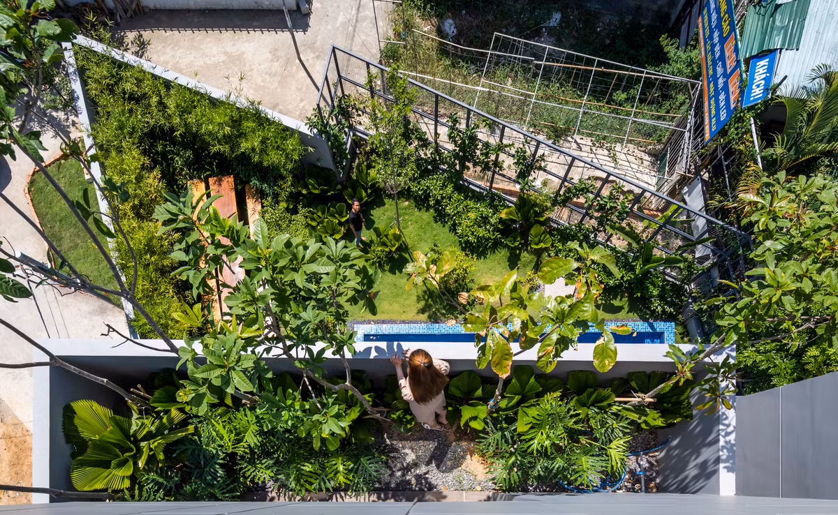 Gia chủ là cặp vợ chồng trẻ, mong muốn xây dựng một căn nhà phá cách, khác với những thiết kế truyền thống.