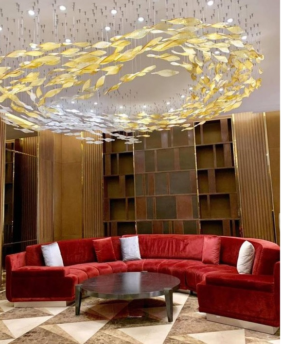 Trước đó, nam MC gây chú ý khi rao bán căn hộ chung cư cao cấp 3 phòng ngủ, rộng 121m2 trên mặt đường Thụy Khuê giáp ranh hồ Tây. Ảnh: FBNV