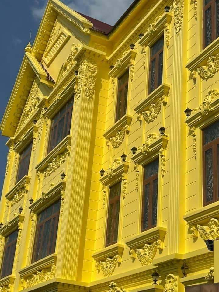 Góc nghiêng bên hông của căn nhà. Ảnh: Yan