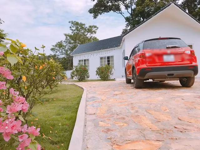 Trước đó, Đỗ Duy Nam tự hào khoe căn nhà vườn rộng 1.000m2 ở Tam Đảo dành tặng bố mẹ.