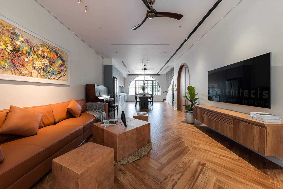 Tầng 1 là khu vực garage và phòng kho, không gian sinh hoạt sẽ được chuyển lên các tầng phía trên.