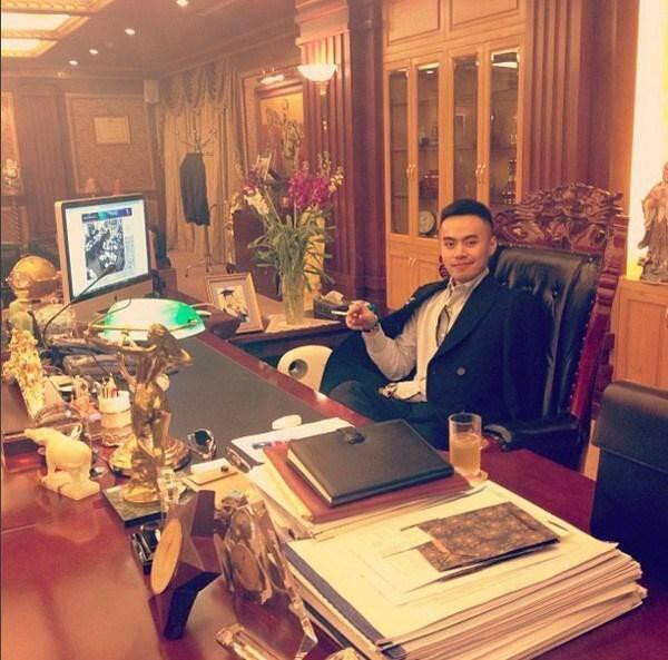 Bat mi ve nguoi con thay ong Do Anh Dung dieu hanh Tan Hoang Minh