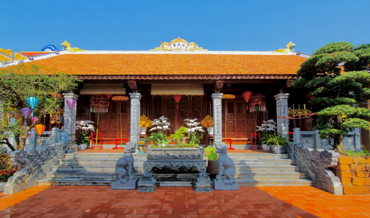 Việt Phủ tại Nam Định của Vượng Râu có thiết kế đậm chất Bắc Bộ, được xây dựng trong 3 năm. Ảnh: Vietnamnet