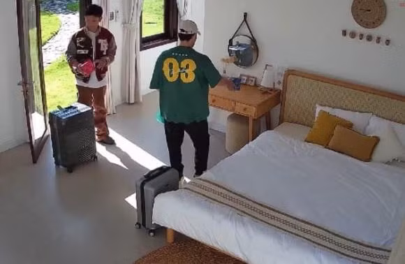 Các phòng nghỉ được bày trí y hệt khách sạng. Ảnh chụp màn hình