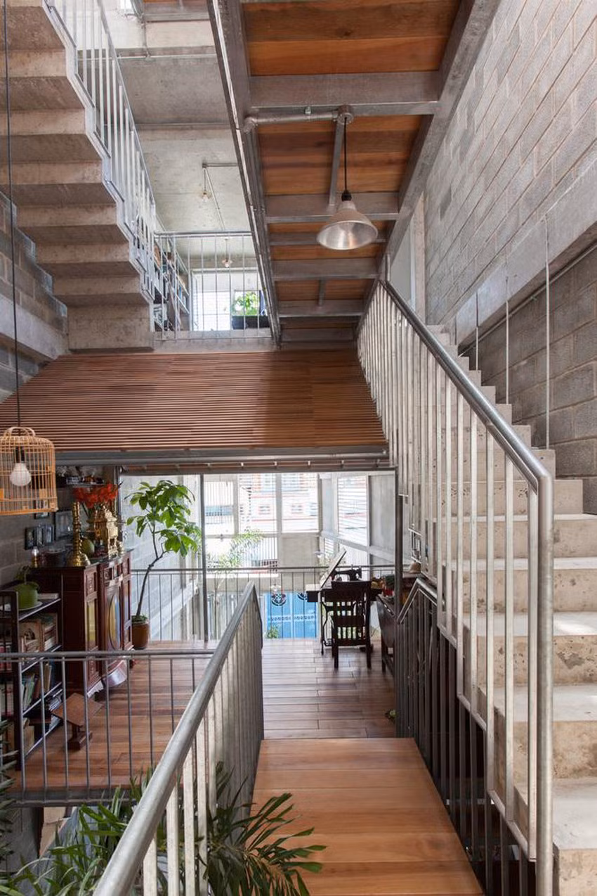 Sự linh hoạt trong việc sử dụng hệ thống cửa sổ, cửa sổ xếp, trượt giúp mở rộng tầm nhìn ra cảnh quan xung quanh. Nguồn ảnh: k59 atelier