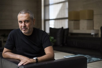 Ở tuổi 58, Elie Saab sở hữu một thương hiệu thời trang nổi tiếng có trị giá ước tính lên tới 500 triệu USD. Ảnh: Beiruting