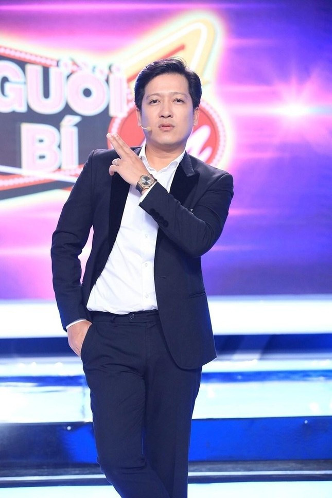 Theo một số nguồn tin, thu nhập một tập của gameshow giải trí mà Trường Giang xuất hiện với vai trò MC là 40 - 60 triệu đồng, với vai trò khách mời là 20 - 30 triệu đồng. Ảnh: Tiền phong