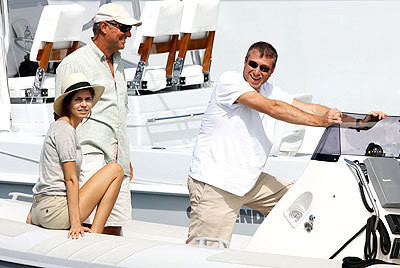 Để chào đón năm mới 2011, Abramovich đã chi hàng triệu bảng tổ chức một bữa tiệc hoành tráng tại khu bất động sản rộng lớn của mình trên đảo St Barts. Ảnh: Mirror