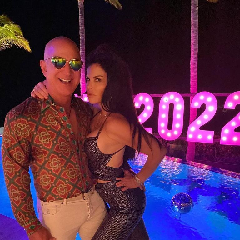 Ty phu the gioi don nam moi xa hoa the nao?