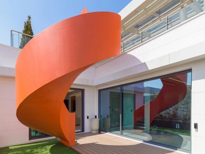 Từ trong nhà đến ngoài vườn đều có góc để "sống ảo". Nguồn ảnh: Kbizoom