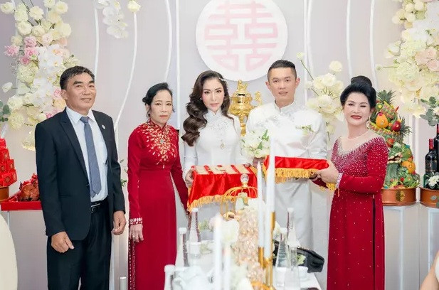 Theo thông tin tiết lộ, đó là ngày vui của cô dâu Thảo Lê (tên thật Lê Thị Thu Thảo) và chú rể Jimmy Trương sống tại TP HCM. Ảnh: Vietnamnet