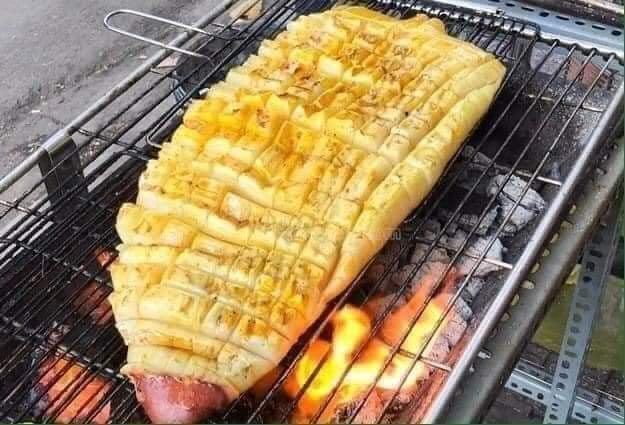 Theo người bán, loại mực này không độc hại gì nhưng thịt khá dai và nhạt. Ảnh: Facebook