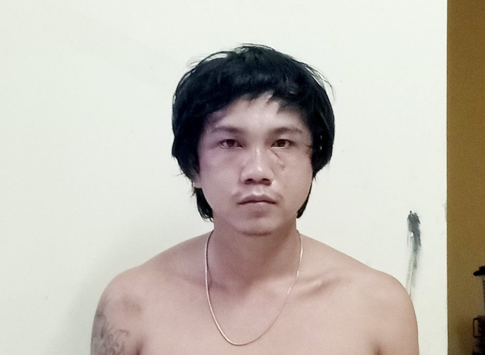 Nghich tu phong hoa dot nha cha me ruot-Hinh-2