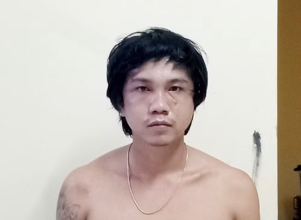 Nghich tu phong hoa dot nha cha me ruot-Hinh-2