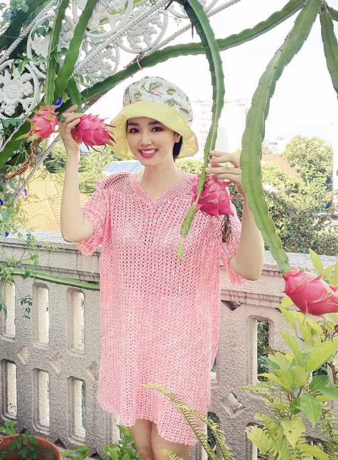 Trái cây cũng bội thu trong vườn nhà Giáng My.