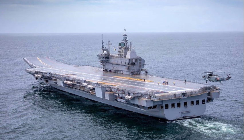 An Do phien che tau san bay lon nhat trong lich su, trang bi hang loat vu khi hang nang