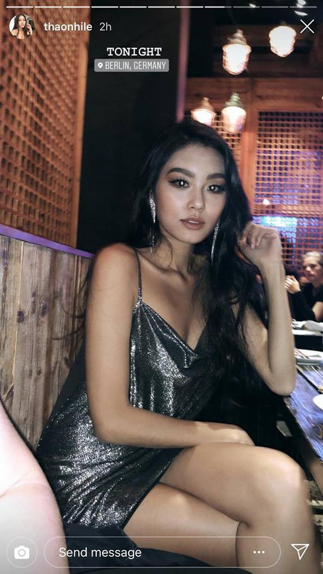 Thảo Nhi Lê - cô nàng rich kid da nâu cá tính có một buổi tối cuối cùng của năm 2018 vui vẻ tại một nhà hàng sang trọng tại Berlin