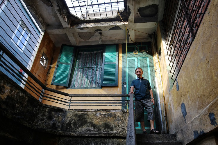 Căn nhà có tổng diện tích là 200 m2, với mặt tiền hướng ra phố Hàng Đào và chỉ cách Hồ Hoàn Kiếm chưa đầy 100m. Ảnh: Dân Việt