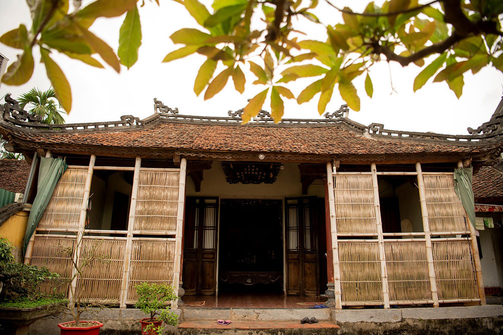 Nhà thiết kế theo lối “3 gian 2 chái” đặc trưng của miền Bắc thời xưa. Ảnh: Dân Việt