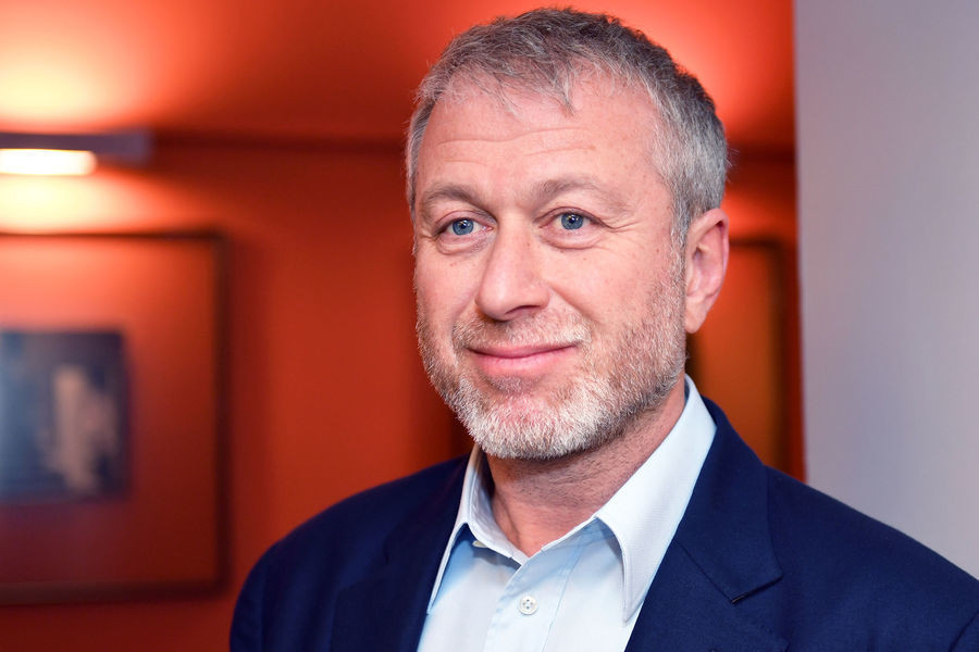 Tỷ phú Roman Abramovich có tài sản giá trị ước tính khoảng 10,4 tỷ bảng Anh sau khi tạo ra sự giàu có của mình thông qua các ngành công nghiệp dầu mỏ, và kim loại bắt đầu từ những năm 1990 sau khi Liên Xô cũ sụp đổ. Ảnh: Ria