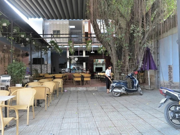 Trong khi đó, gia đình cầu thủ Tiến Linh hiện tại đang sinh sống trong một nhà vườn rộng lớn, hơn 300m2 ở phường An Phú, thị xã Thuận An, Bình Dương. Ảnh: Facebook