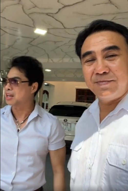 Hé lộ điều đặc biệt trong biệt thự trăm tỷ của Ngọc Sơn He lo dieu dac biet trong biet thu tram ty cua Ngoc Son