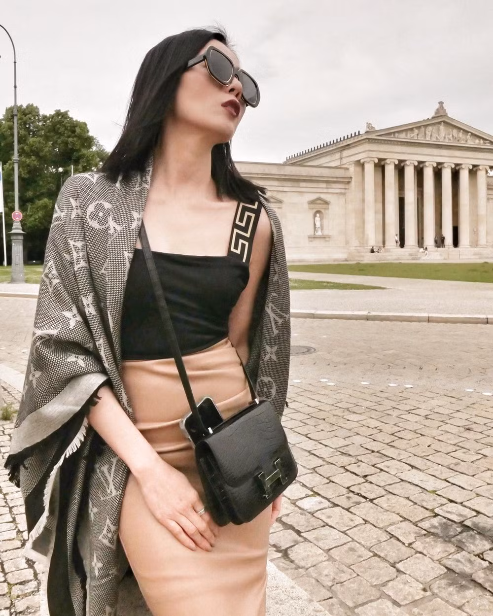 Lệ Quyên cũng thường xuyên đi du lịch ở trời Tây. Ảnh: Facebook Lệ Quyên