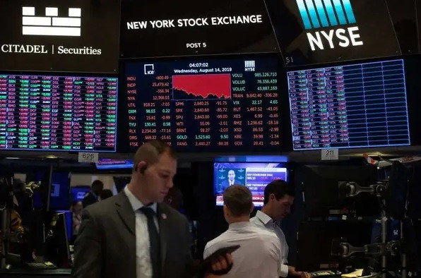 Sau cuộc đại suy thoái, tài sản của các tỷ phú tăng với tốc độ cao gấp 5 lần so với tỷ lệ tài sản trung bình của các hộ gia đình ở Mỹ.