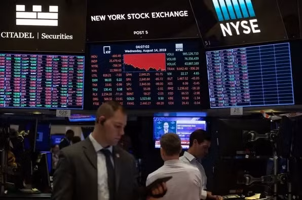 Sau cuộc đại suy thoái, tài sản của các tỷ phú tăng với tốc độ cao gấp 5 lần so với tỷ lệ tài sản trung bình của các hộ gia đình ở Mỹ.