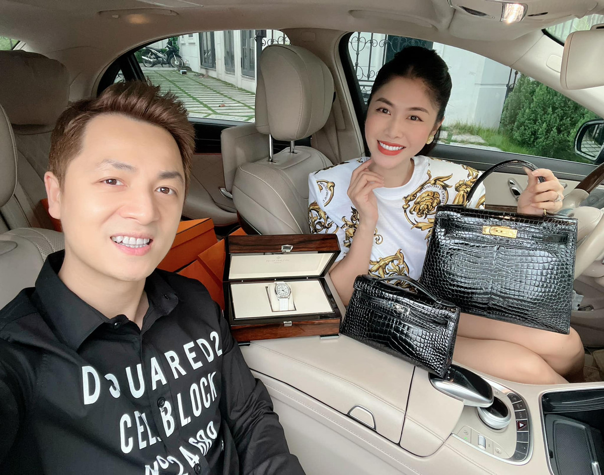 Khoi bat dong san do so cua vo chong ca si Dang Khoi