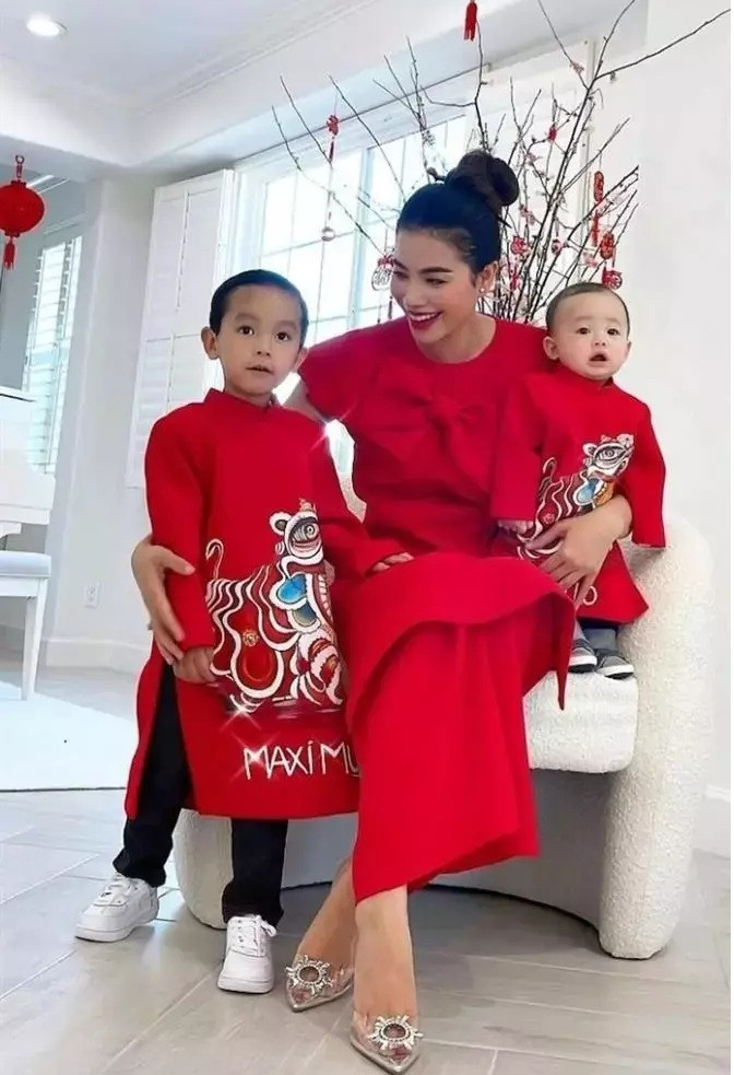 Tại xứ sở cờ hoa, Phạm Hương sống trong căn biệt thự sang trọng. Ảnh: Instagram